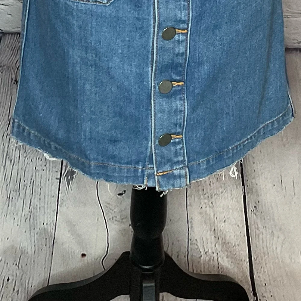 LOFT Outlet Button Front Denim Skirt Closure Raw Hem Cotton 6